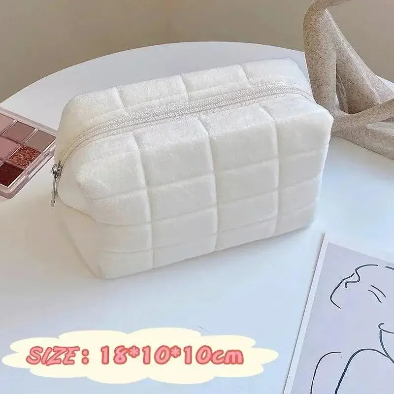 Large Women Zipper Makeup Organizer Handbag Solid Fur Cosmetic Storage Bag Stationery Pencil Case Travel Make Up Toiletry Punch